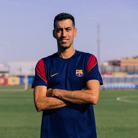 edgarrafaelopro's tweet photo. Isso é triste, acreditando que o Barça seja culpado o adepto mais ferrenho” suponho” diz, se não me afecta que passe impune. Todo mundo deve ser responsabilizado pelos seus actos seja adepto ou não. 

E sim, eu sou do Barça e o meu jogador preferido é este senhor, antes + https://t.co/sYOS5GWXNF