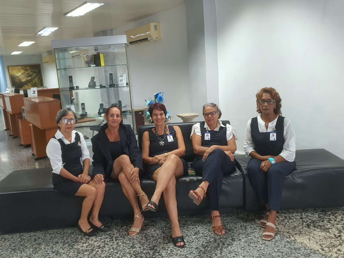BayamoComercial's tweet photo. 🌍👵👴 Día Internacional de las Personas de Edad
Celebramos la experiencia y el legado de quienes con su esfuerzo construyen el presente.
📡 En #ETECSA, su ejemplo nos inspira a seguir conectando generaciones.
@ETECSAGranma https://t.co/QVr0VlMwLu