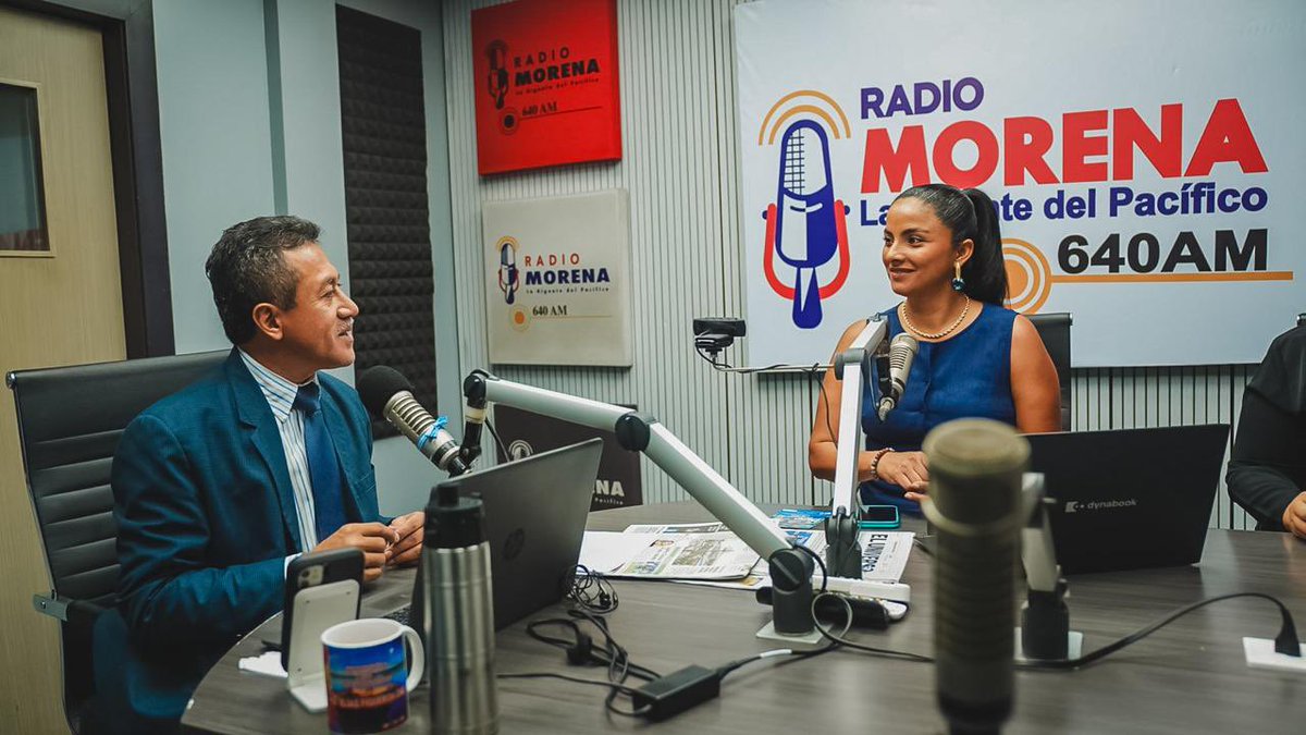 DASEAlcaldiaGye's tweet photo. #DASEEnMedios | Nuestra Subgerente de Proyectos Sociales e Integración Barrial, Emilene Aguayo, visitó Radio Unión y Radio Morena para compartir una oportunidad que transformará la vida de nuestros jóvenes: ¡Las Becas Paradox! 🚀 https://t.co/ySkyPF4roE