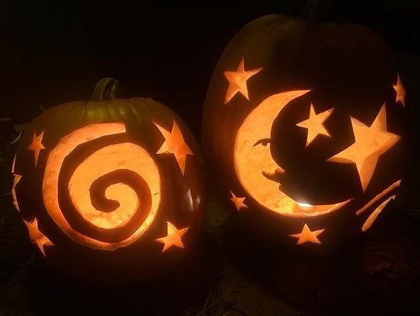 elliecountscals's tweet photo. OCTOBER MOOT HUNT . ⋆ ☾
 
ifb 🎱

♫ she/they • 18 ♫

♫ el , or ellie :) ♫

♫ not-new to #edrtwt ♫

♫ -18 dni , fatphobes dni and ofc im pro pre covery ♫

#edtwt #moothunt #edrtwt https://t.co/Wumzd0XV5i