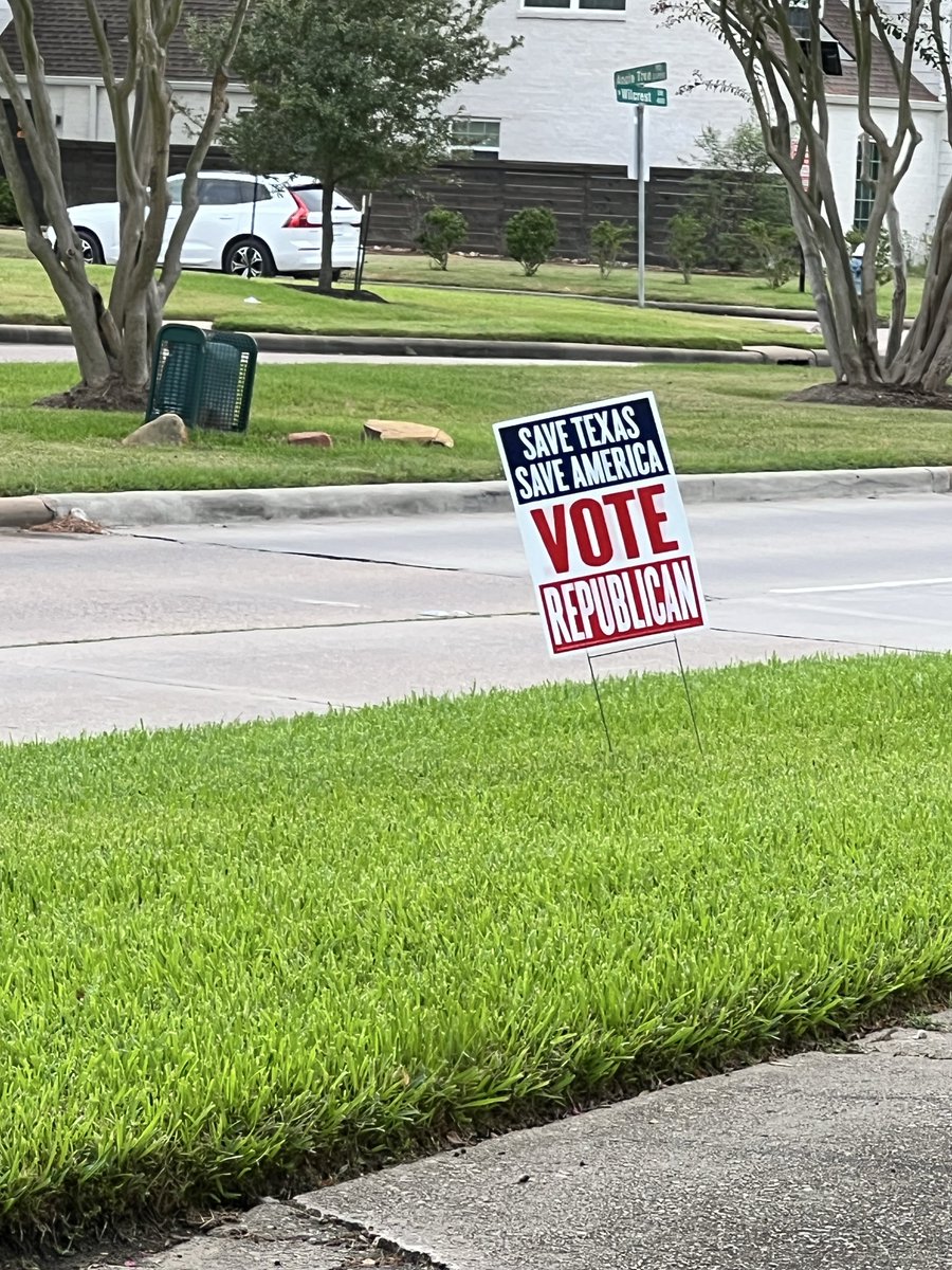slocumfortexas's tweet photo. Thank you God for another beautiful day in Houston to talk with midterm voters.

Republicans are voting this midterm cycle - the signs are everywhere!

Texans, it’s time for fight for our future and the future of our country 🇺🇸 

It’s go time! https://t.co/cPtW1jD4ck