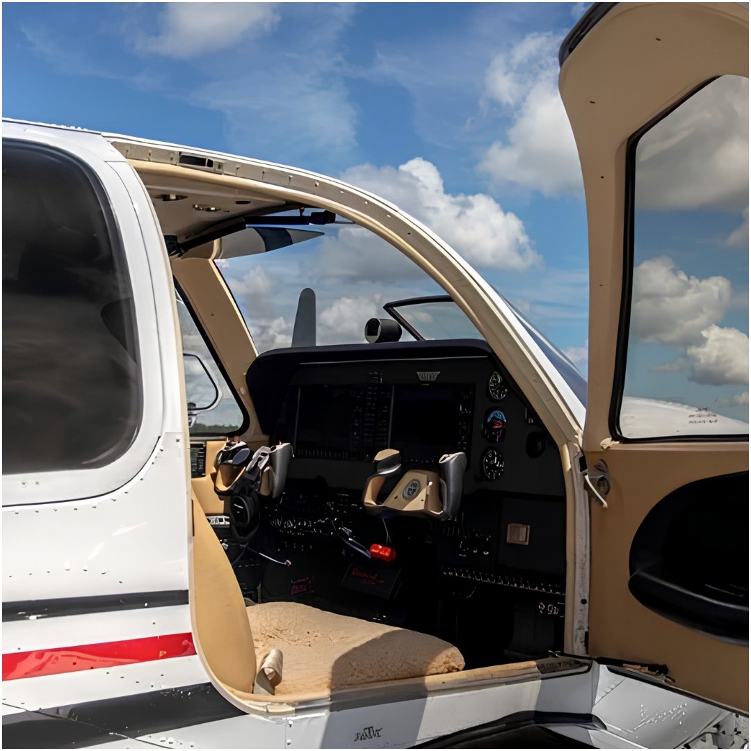 Controller's tweet photo. 2008 BEECHCRAFT G58 BARON

2,405 TT | Dual Continental IO-550-Cs | 2,405 SNEW | Garmin G1000 NXi | Synthetic Vision | GWX 68 Radar | GTX 345 | FIKI | Extended-Range Tanks | 3-Blade Hartzell Props

Annual 11/25 | IFR

🔗 https://t.co/lGIIsWYO0N

#Controller #G58Baron https://t.co/ivBnm0WoSf