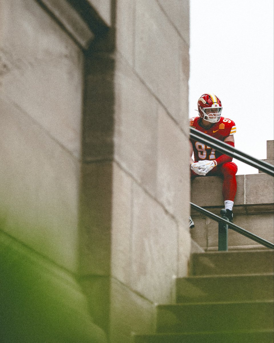 CycloneFB's tweet photo. WEAR CARDINAL 🔴‼️ https://t.co/TwiosMJp6c