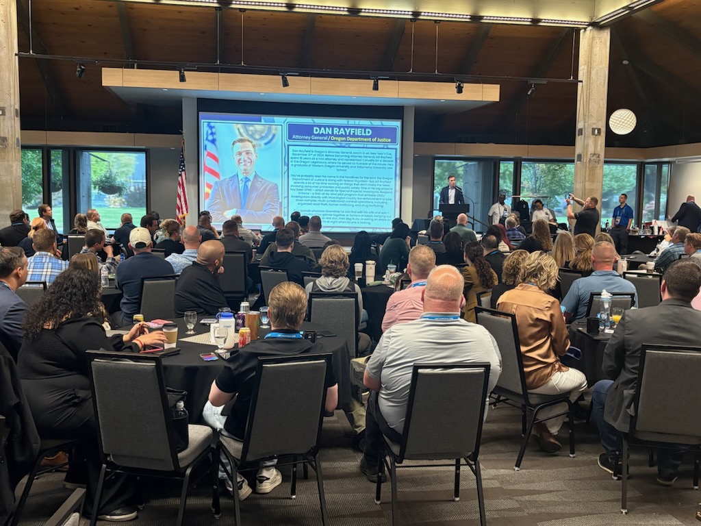 AGDanRayfield's tweet photo. We recently joined the Organized Retail Crime Association of Oregon for their annual conference. ORCAOR is a partnership to combat shoplifting and theft &amp; fraud schemes that occur in retail environments.

Grateful to connect w/partners working together to keep communities safe. https://t.co/KcvLqJJ401