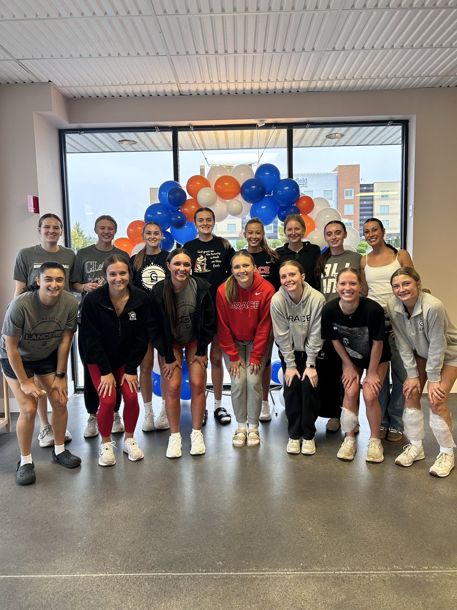 gracecollegewbb's tweet photo. Great time last night at the Lake City Bagels Community Outreach Event! https://t.co/nUgSoxjDMU