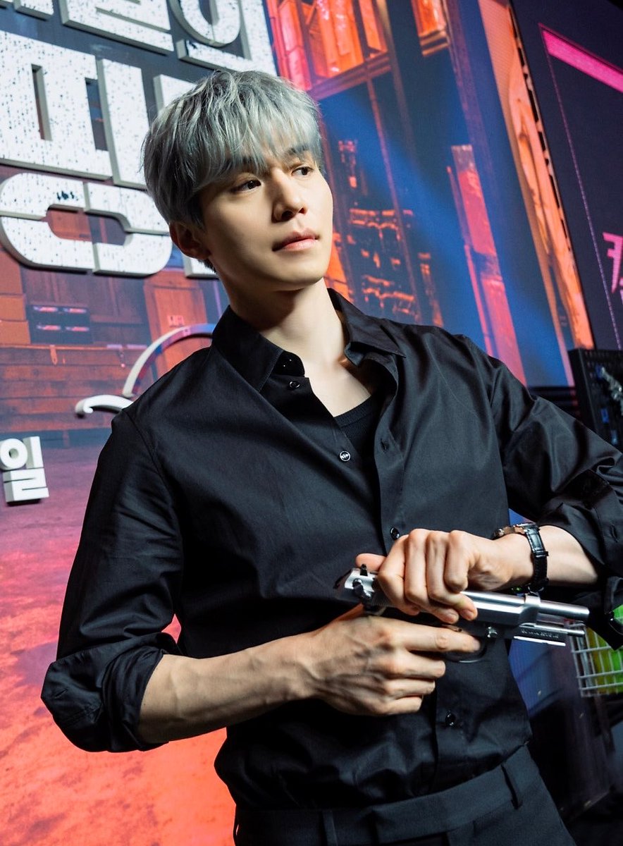 lusciouswan's tweet photo. dongwook’s forearms… https://t.co/mAcRoCxacd