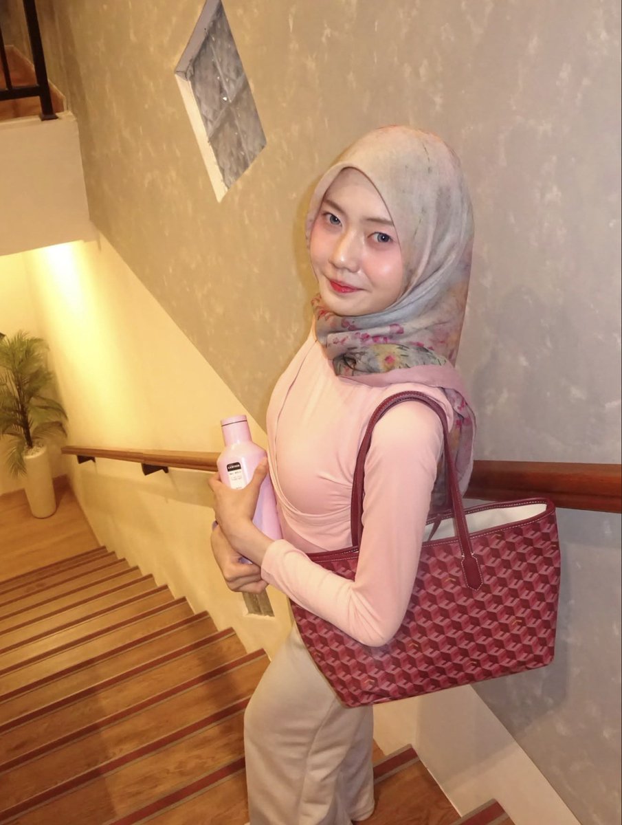 Hijabchicc's tweet photo. pink! https://t.co/kakNw44Bbp