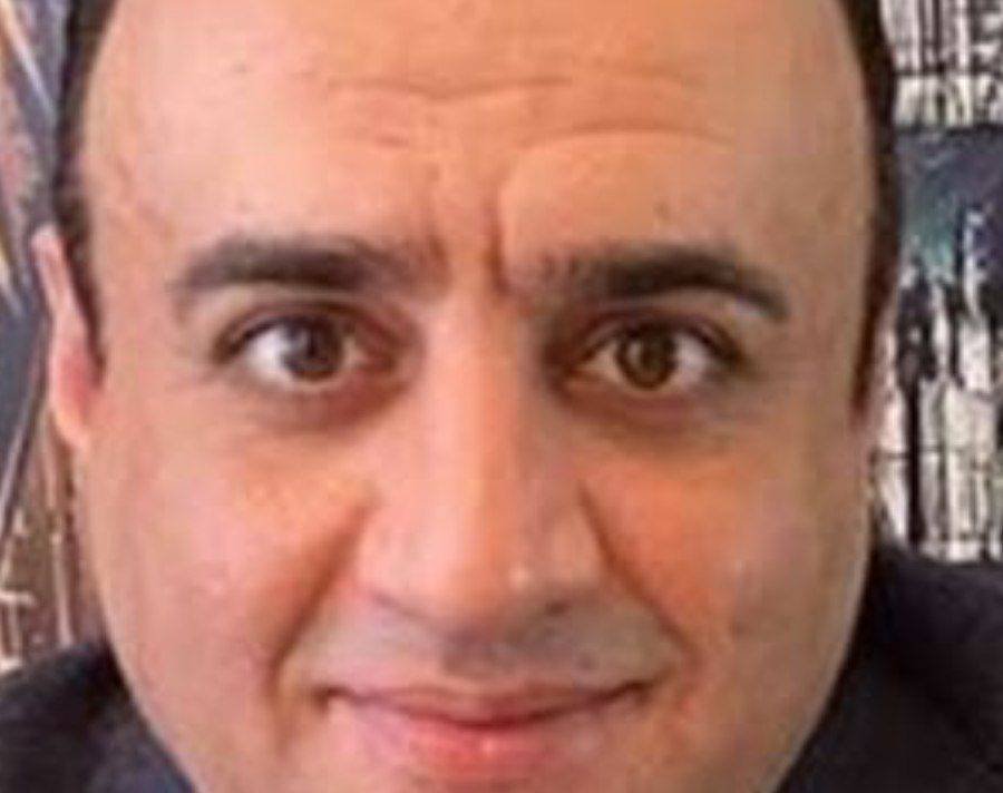 ghampazir's tweet photo. دوست مامانش https://t.co/OAyoXAW0YH