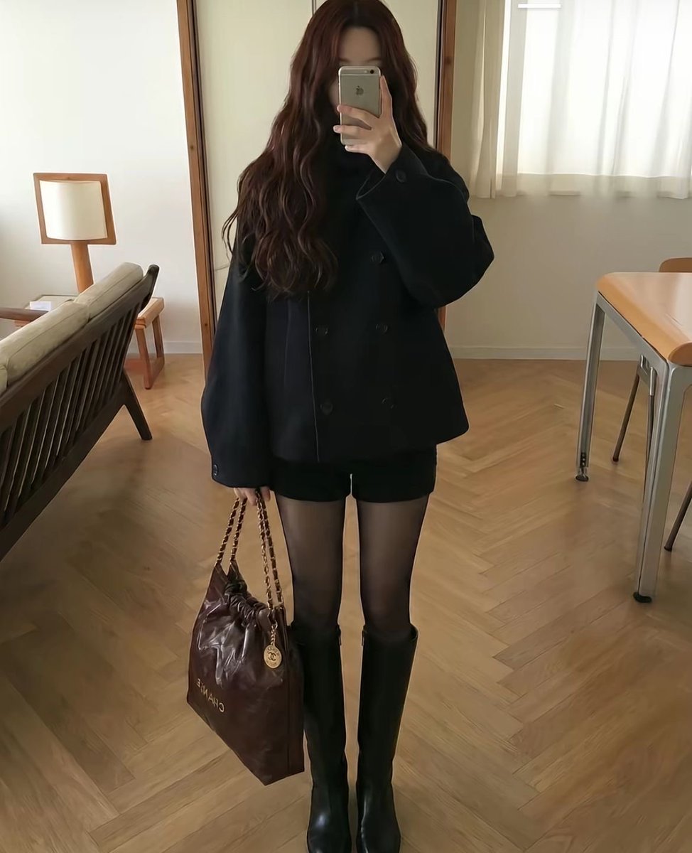 mmmmmmeeeeeowww's tweet photo. пинтерест сказал что это я 
idol
tattoo 
aesthetic vibes
outfit https://t.co/mqQDhEv8vy