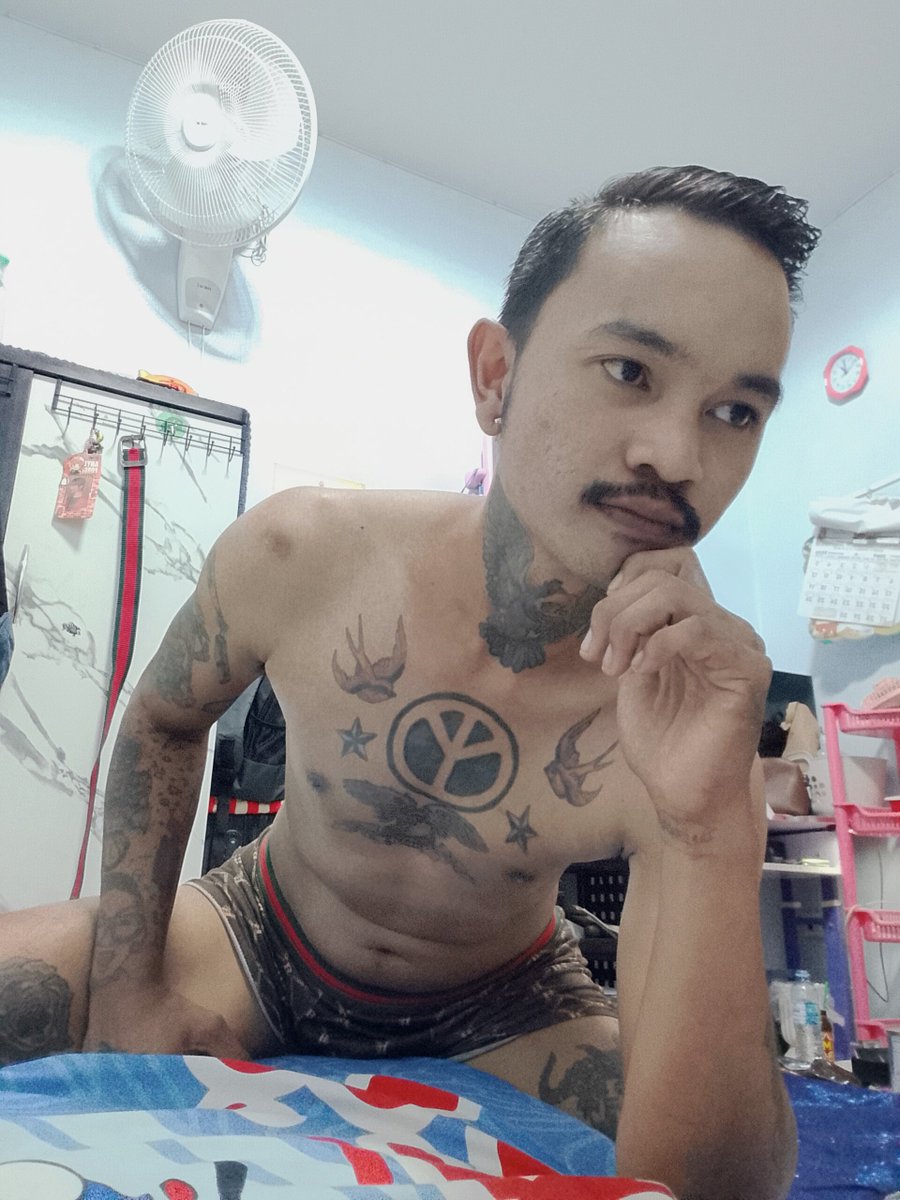 SekSun1014846's tweet photo. เงี่ยนทักมา ค้างไฮ #เงี่ยน #รับคอลเสียว #ชายแท้ #แลกควย #ไฮ #ไฮเย็ดพัฒนาการ https://t.co/0UiG8uvRs5