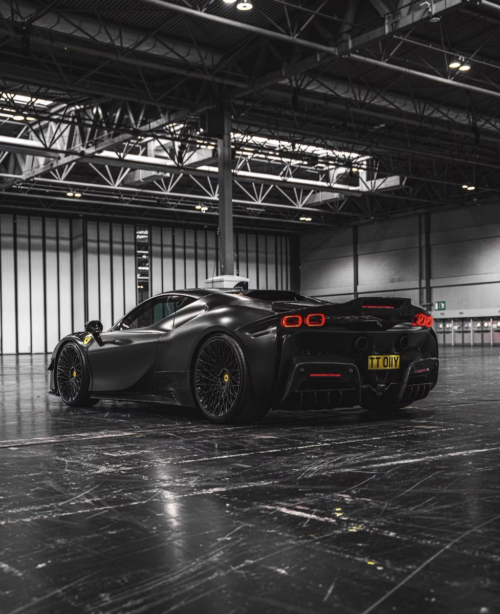 LuxuryCars365 tweet picture
