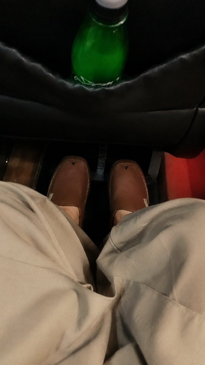 Geo_OrJeene_do's tweet photo. After 11 months I’m finally heading Home Plzz keep me in your prayers.🤲 https://t.co/XJxudZRW1G
