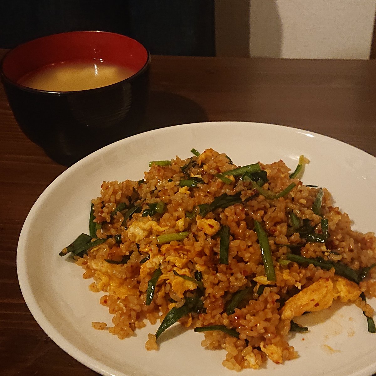 TAKUYA_YOSIOKA's tweet photo. 【キムチ焼飯】🔥🍚

油を使いすぎて
お腹が痛くなってしもた😅

次からは気を付けないとな
#料理 #自炊 #おうちごはん #拓珈琲 https://t.co/KSFc13aYLS