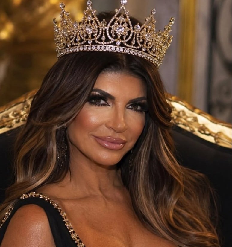 SonjaBon1's tweet photo. @Teresa_Giudice 
#icon
#QueenofNewJersey 
Gives 💯 all the time https://t.co/AZWPR7m0r1