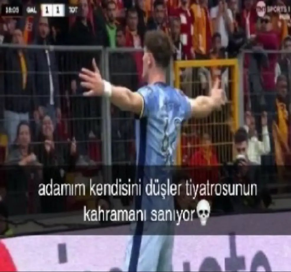 tunnamertt's tweet photo. @Bendooctur Psikolojik sorunlarım var https://t.co/3Aka13yrFT