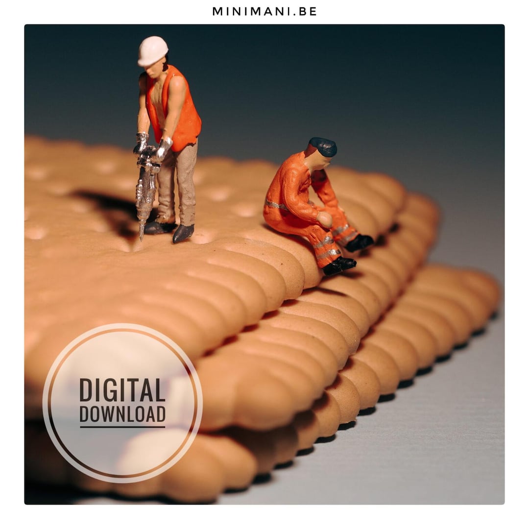 MINIMANI_be's tweet photo. Hard hats. Soft foundations. 🍪 These tiny builders have taken 'working for crumbs' a bit too literally. Would you trust this construction site? Get this miniature photo as a digital download on Etsy.​… dlvr.​it/TVkmGM #MiniaturePhotography #DigitalDownload #EtsyFinds https://t.co/SIENDRvVb6
