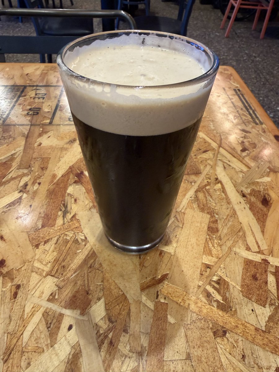 ChadTCGoldstein's tweet photo. Top 3 male experience: Airport beer 
 
7.7% Abv… the flight attendant will be hearing from me #expand https://t.co/Akp1HbLzBe