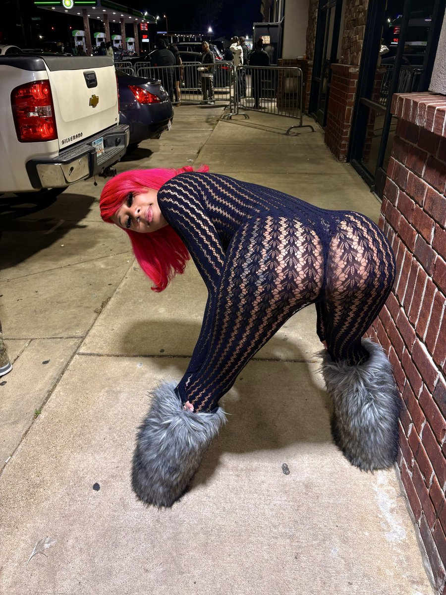 tootiegirly5167's tweet photo. Wild ASF 😂

#detroitmeets #detroitfreaks #detroit https://t.co/pqD9DKE8jb