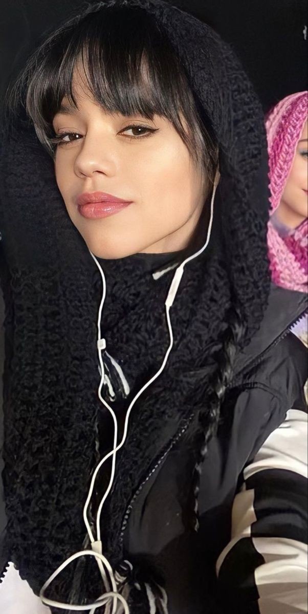 Real_JennaOrteg's tweet photo. 🥰📸
#Jennaortega https://t.co/wOUvXkGNqD