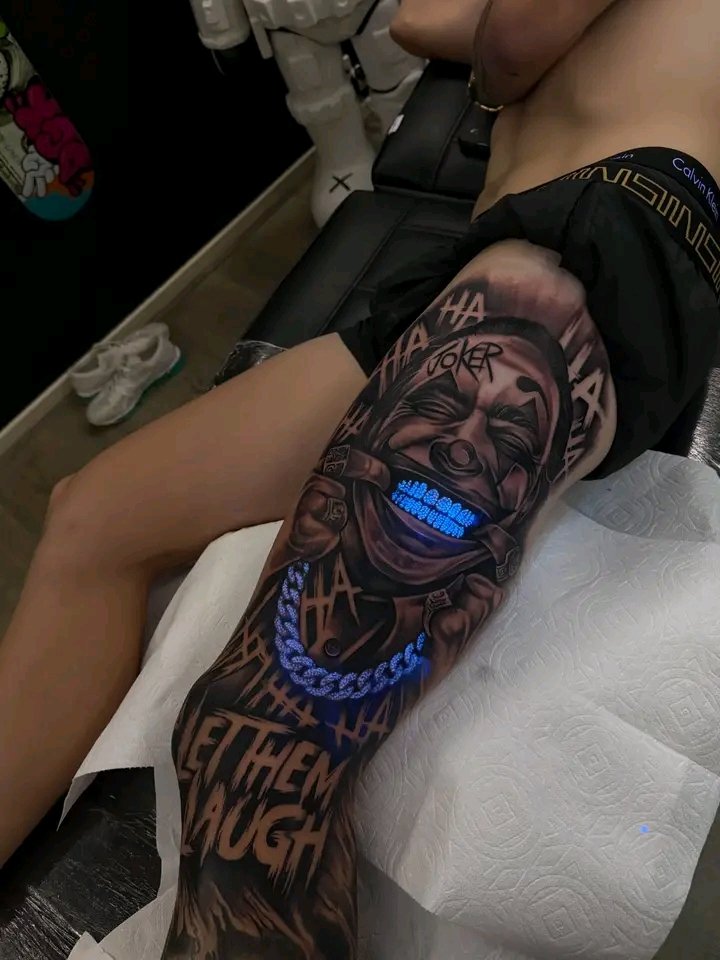 David_tatoo17's tweet photo. Dm for tattoo I'm traveling to any country to draw tattoo dm me for the one you want my zangi number 3152086043 https://t.co/gDvGfwtnf5