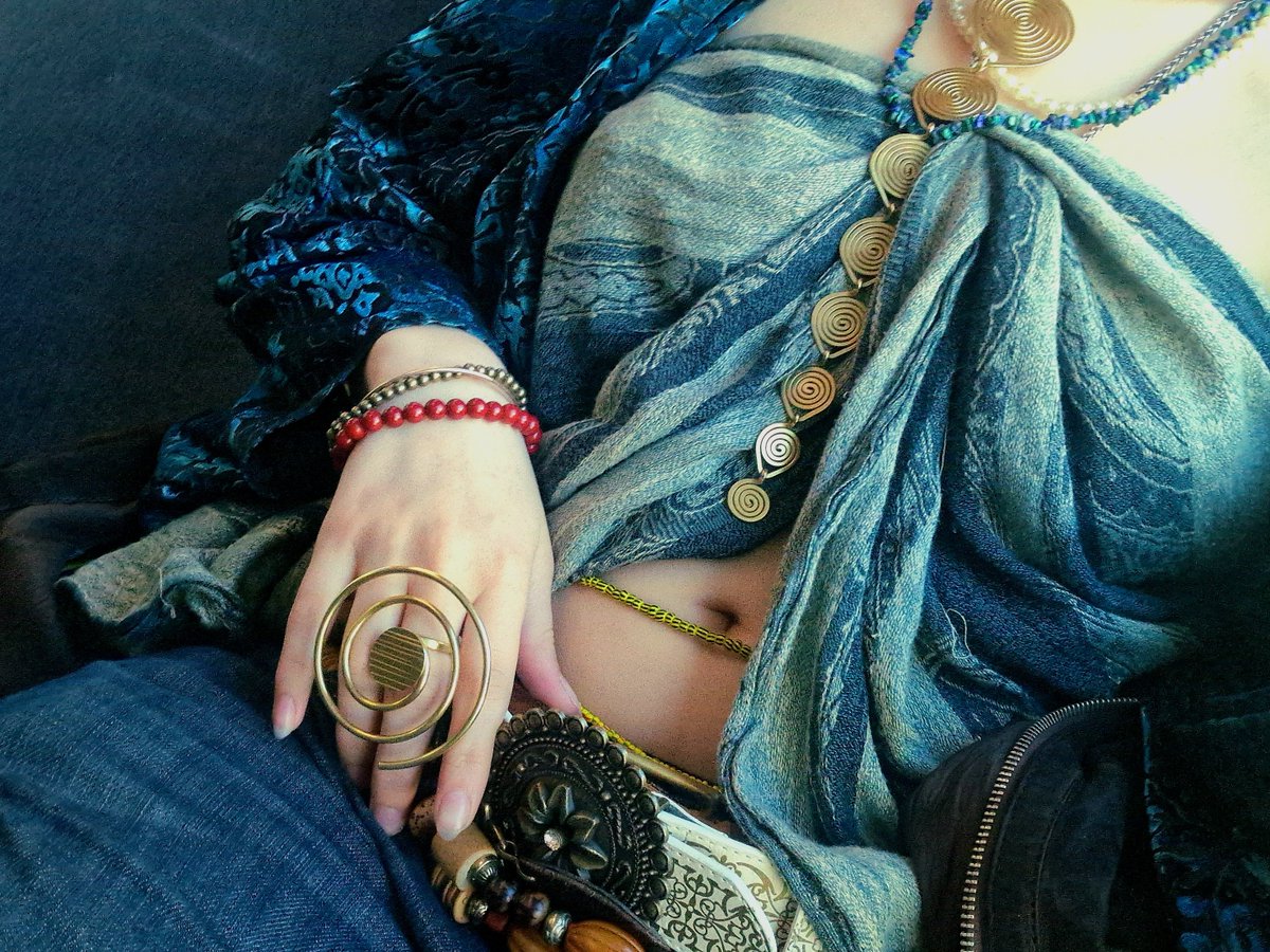 acid___angel's tweet photo. ootd https://t.co/Eswo18XVC6