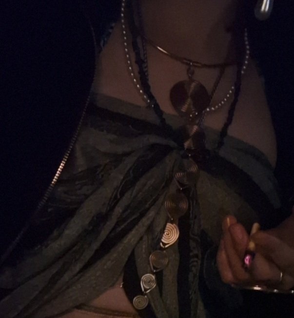 acid___angel's tweet photo. ootd https://t.co/Eswo18XVC6