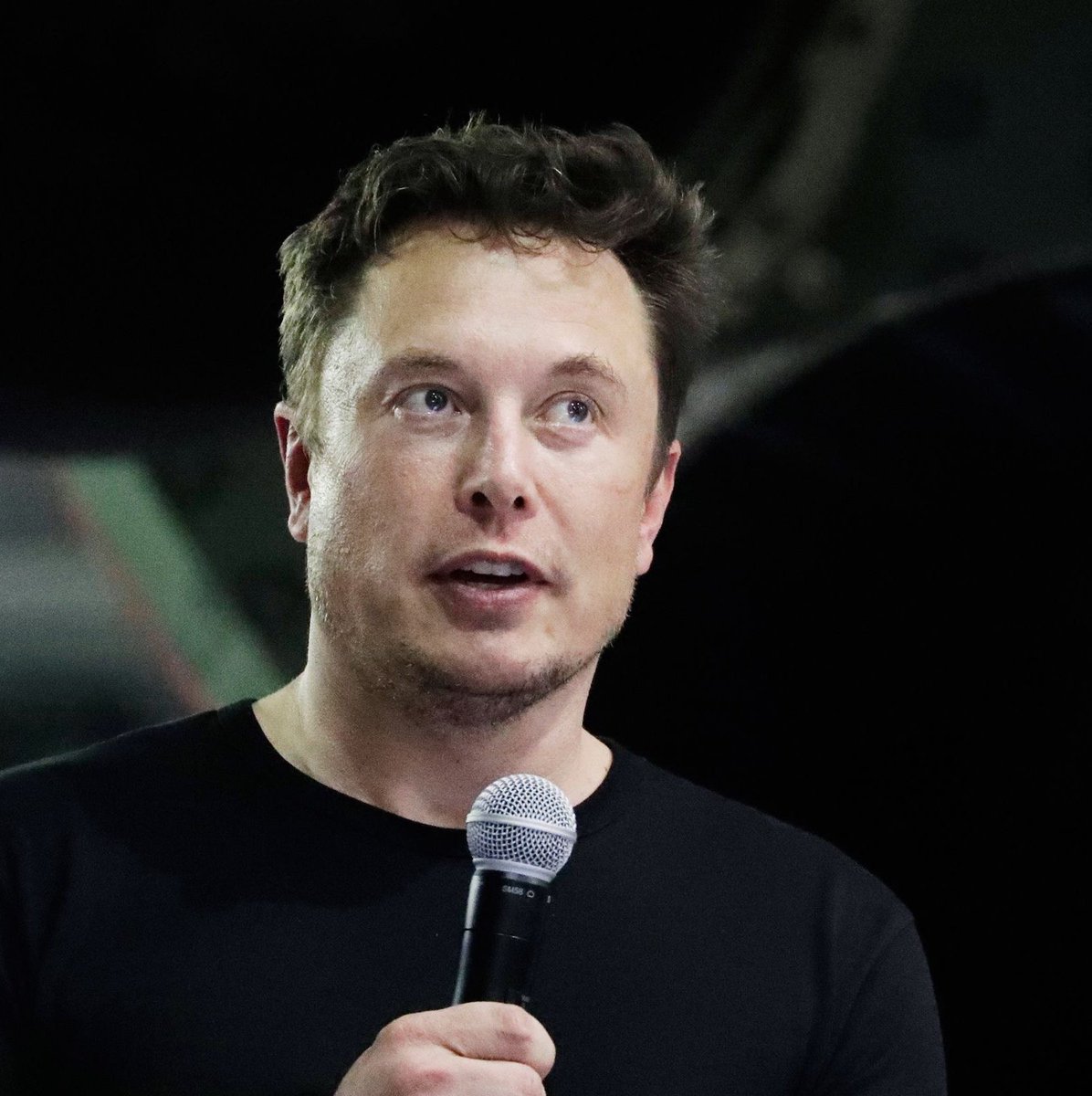 gusholderhaber's tweet photo. Elon Musk:

“Instagram kızlara özeldir. 

Erkekler Instagram kullanmaz.” https://t.co/nnpX89FrRb