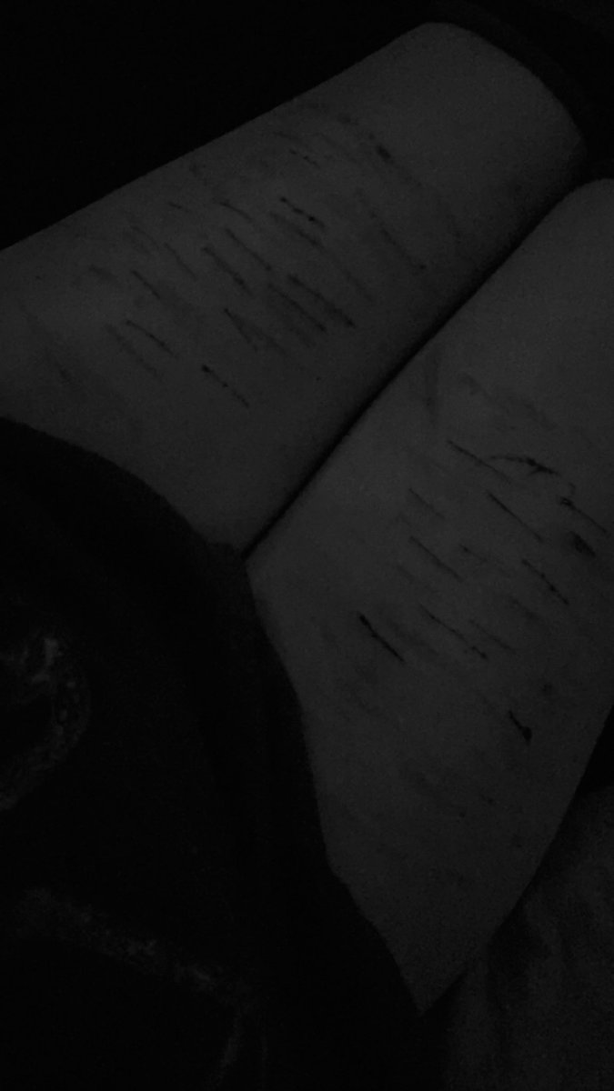 _s1lenc3d's tweet photo. Been practicing my SFX makeup for Halloween on mannequin legs!!

#SFX #shedrtwt #shtwt https://t.co/DgaN7iQZtq