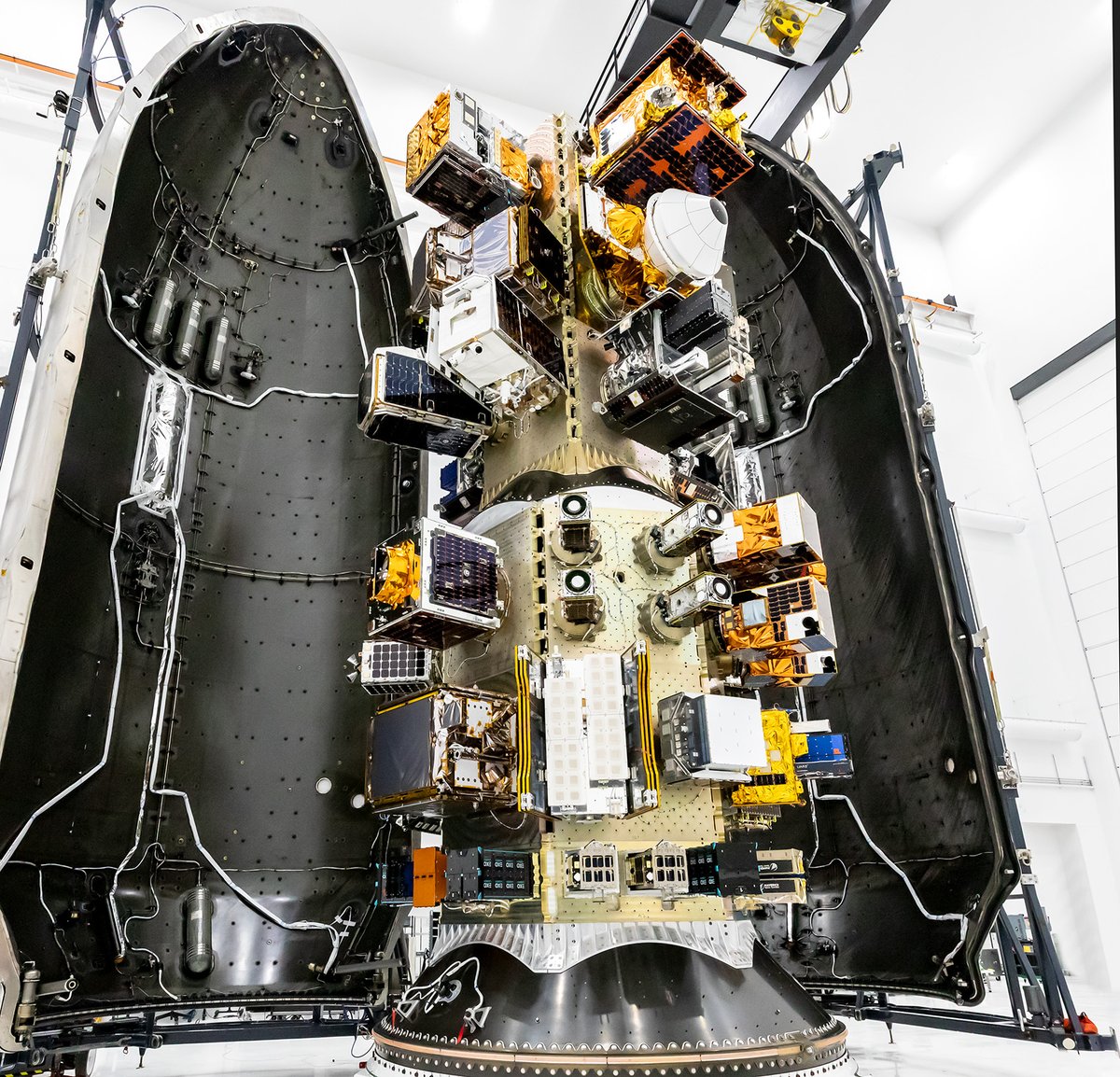 Will4Planet's tweet photo. Mission success! All 20 payloads were successfully launched.

We’ve already made contact with @Google’s Project Suncatcher, Tanager-2 & two SuperDoves – and all are healthy! The remaining SuperDoves await deployment thru D-Orbit (as expected)! 🛰️🛰️🛰️🛰️

Thanks to @Google and @carbonmapper for teaming together, and to @SpaceX for the ride up!

With this mission, we’ve now launched 718 satellites on 43 rockets. This was the first time we’ve had three different satellite types flying together! + we have another launch in a few weeks from Cape Canaveral. 🚀 https://t.co/A6gQIZdCzt