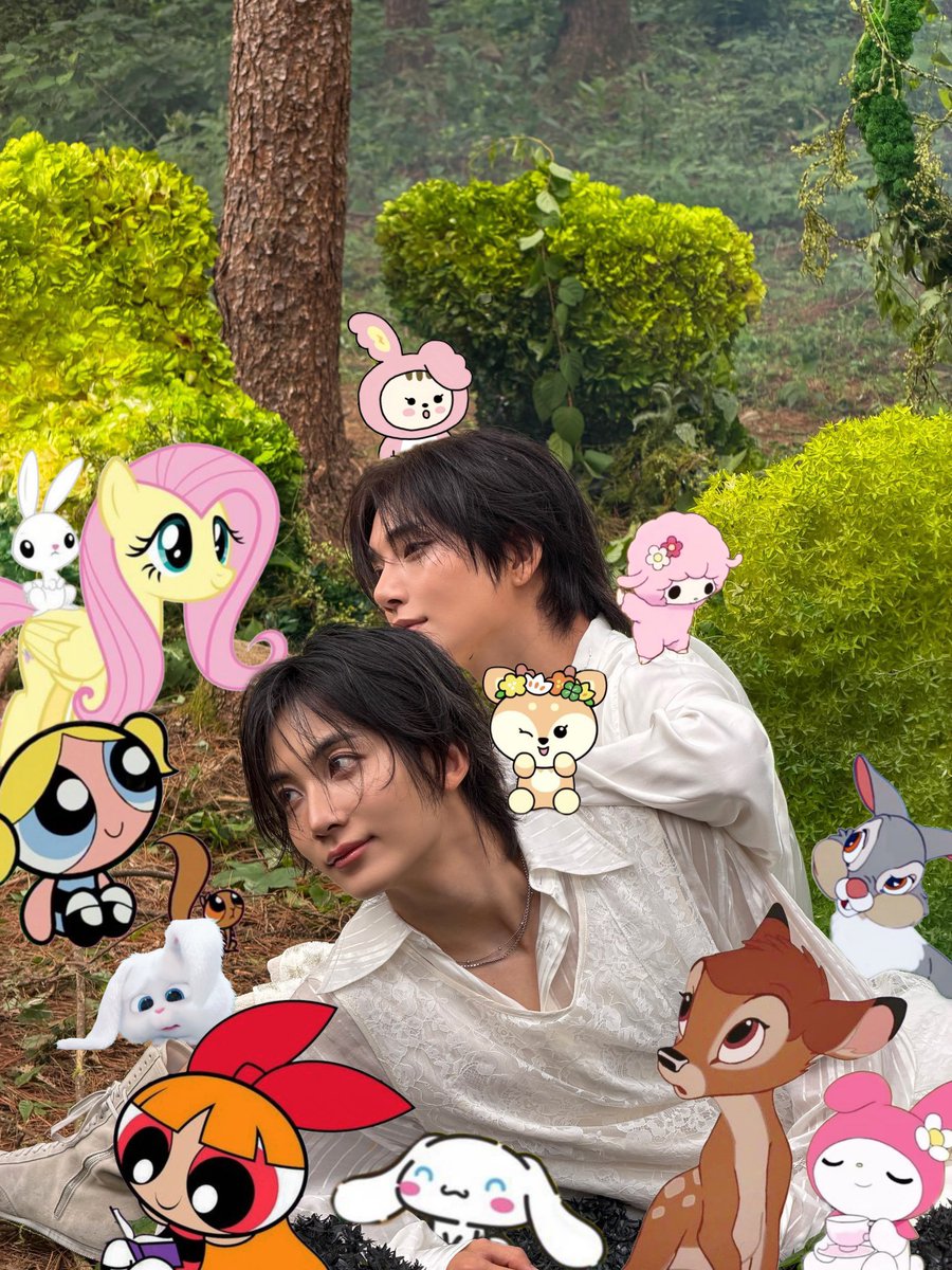Jsolxu's tweet photo. The whole family https://t.co/2hrE4AM8ZU