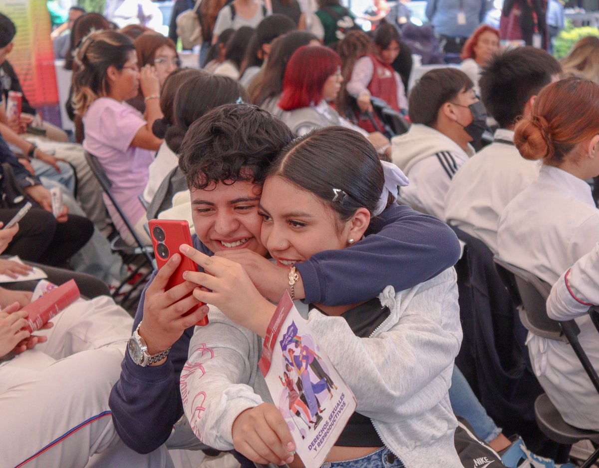 GobNau's tweet photo. Segunda Feria por los Derechos Sexuales y Reproductivos “Decidir es mi derecho”.💜

El Gobierno de Ciudad #Naucalpan llevó a cabo la Segunda Feria por los Derechos Sexuales y Reproductivos “Decidir es mi derecho”, un espacio para acercar a la población información, orientación y servicios que contribuyan al ejercicio libre, responsable e informado de sus derechos.

#AquiGobiernaLaEsperanza