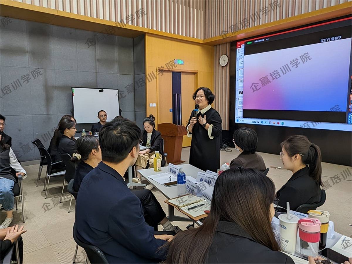 LillyRhettvcmh's tweet photo. Gran taller sobre técnicas de marketing digital! Aprendí trucos prácticos para optimizar redes sociales y generar leads. Gracias por la experiencia, seguiré aplicando lo aprendido. https://t.co/wgjlHraaaa