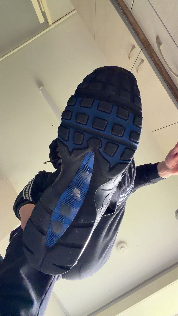 teenscot123's tweet photo. Content their dm for prices 😈 #uk #findom #cashalpha #feetworshi̇p #cumtributeِs #drains #footfetısh #chav https://t.co/hGBltZrZYN