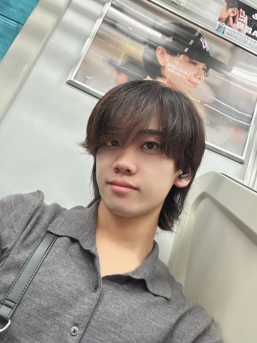 stella_sin_'s tweet photo. 今日も深夜練頑張った
#深夜練 #デビューまであと8日 #メン地下 https://t.co/DSHHLGxiiQ