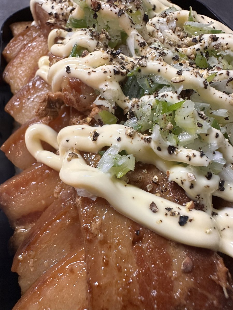 43_bentou's tweet photo. 今日のお弁当🐷🐷🐷✨

 #お弁当  #お弁当界隈  #お弁当記録  #チャーシュー  #ちいかわ  #お弁当日記 https://t.co/0rrnK3pB0p