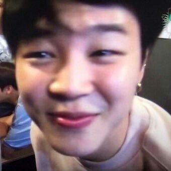 Justbangtaut's tweet photo. Day 3 of searching for Army moots

Not new to #armytwt
She/her
OT7
Interactive moots only please
No room for solos and antis and if you're a multi, don't be a bangtan hater
#ifb https://t.co/oPLgBs92GQ