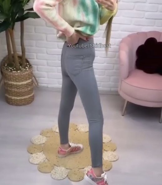 thegoncik's tweet photo. skinny jean ve 34 beden geri dönsün https://t.co/0hjNWkA5Q3