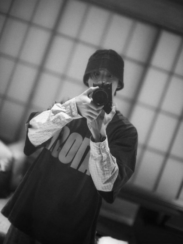ifstaeguk_'s tweet photo. ELE TODO BOYFRIEND MEU DEUS VOU EXPLODIR https://t.co/HHAPYBhQbt