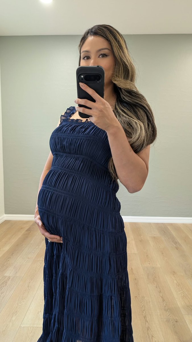 Creatively_V's tweet photo. Happy October! My top goals this month:
☑️ Get ready to pop this baby out! (It's due date month!!) 🫛
☑️ Secure a few more maternity collabs 🤰
☑️ Pass my last final exam of grad school 🥼
What are your goals for the month ahead?
#ugccreator #ugccommunity #pregnancy #momtobe https://t.co/kiPfsOmsu4