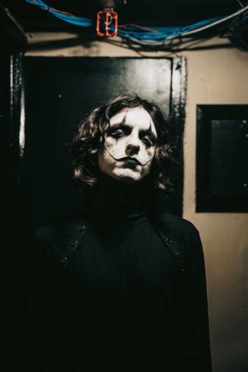 xheadachexx's tweet photo. the crow vinny was life changing https://t.co/Pnc7Ch19zs