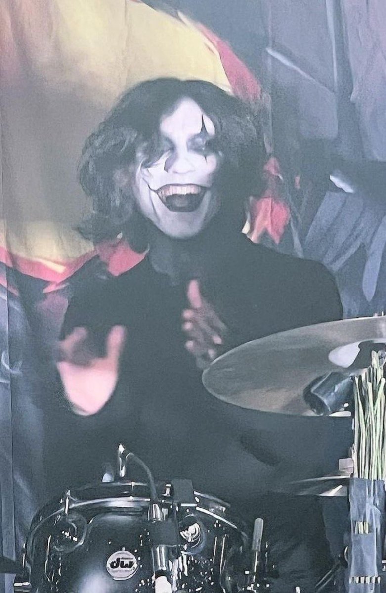 xheadachexx's tweet photo. the crow vinny was life changing https://t.co/Pnc7Ch19zs
