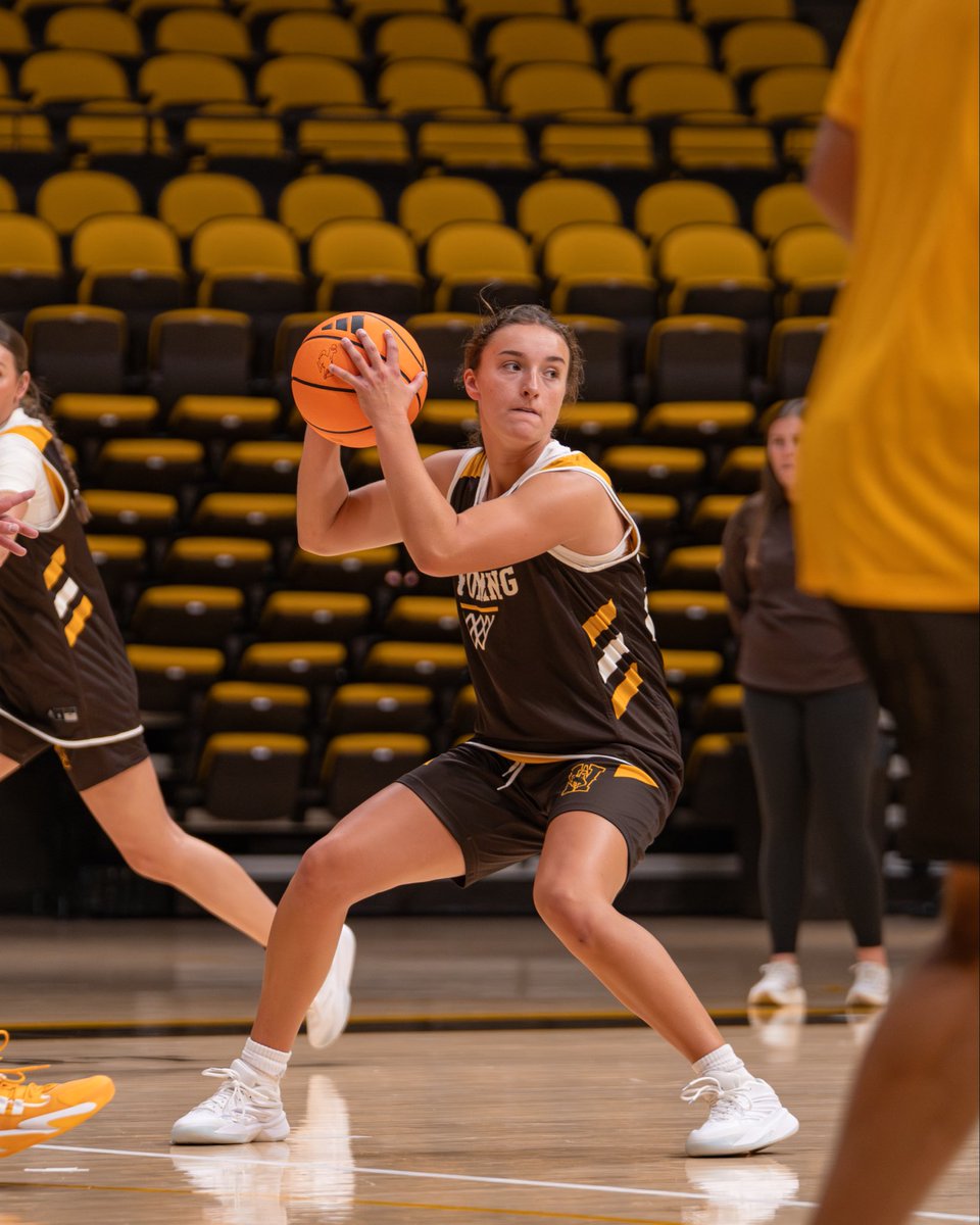 wyo_wbb's tweet photo. Always getting better 💪 https://t.co/kot2J9P3dX