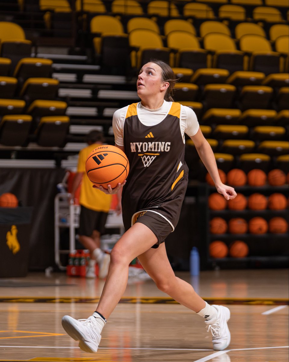 wyo_wbb's tweet photo. Always getting better 💪 https://t.co/kot2J9P3dX