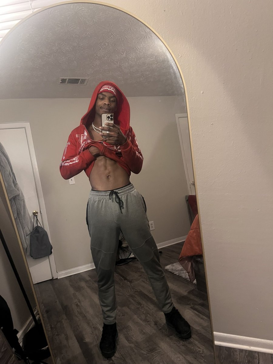 ProCapArtist's tweet photo. Can’t Jus Be Giving Dick Out 
They’ll Lose They Mind https://t.co/GqPEdgMmQM