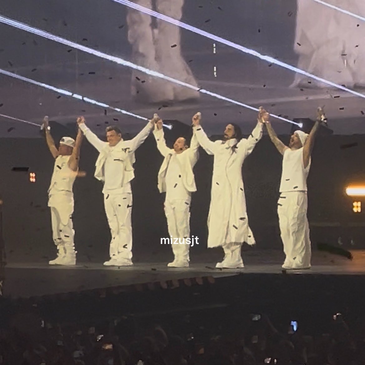 mizusjt's tweet photo. I cheated last night I’m sorry guys https://t.co/RzHGUThgY1