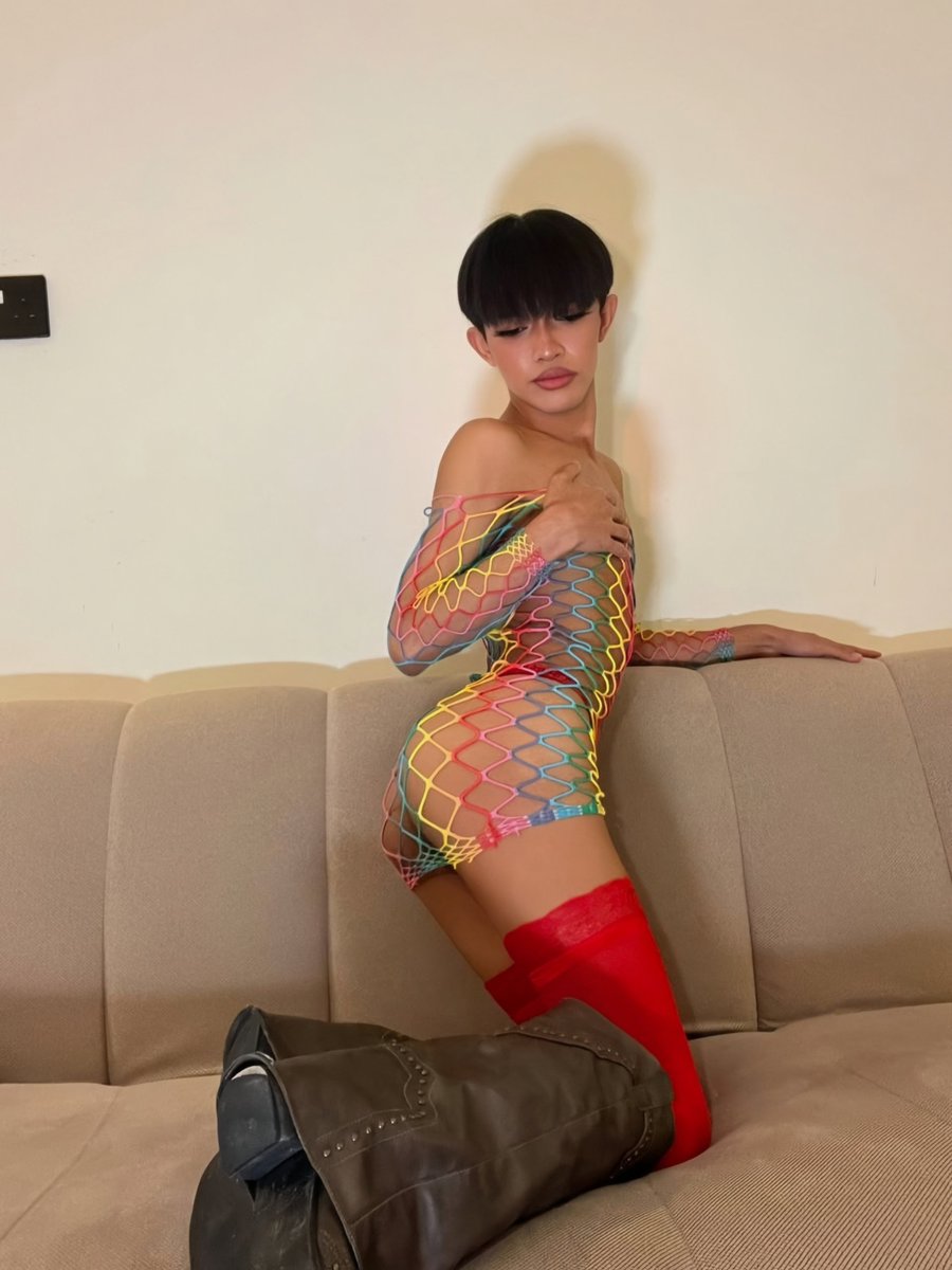 heaflus's tweet photo. #ladyboy_riyadh 
#ladyboy_saudi 
#ladyboy_both_in_Riyadh https://t.co/cZl2Fz69hV