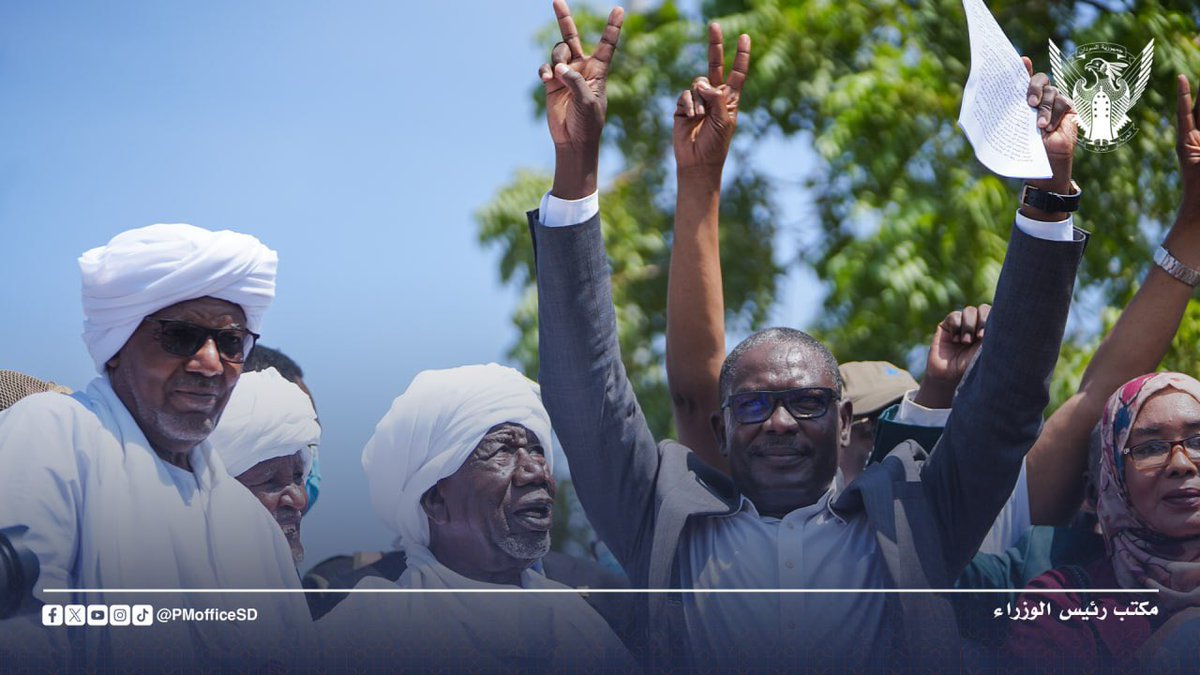 Sudan_Eyes's tweet photo. ⭕️ تحت شعار “التعافي وشرعية الشعوب”.. مليونية حاشدة في نيالا تؤيّد حكومة السلام وتندّد بإرهـاب جيش الإخوان المسلمين واستخدامه السلاح الكيميائي.
#السودان #نيالا #حكومة_السلام_الانتقالية https://t.co/qM2NtQTkau