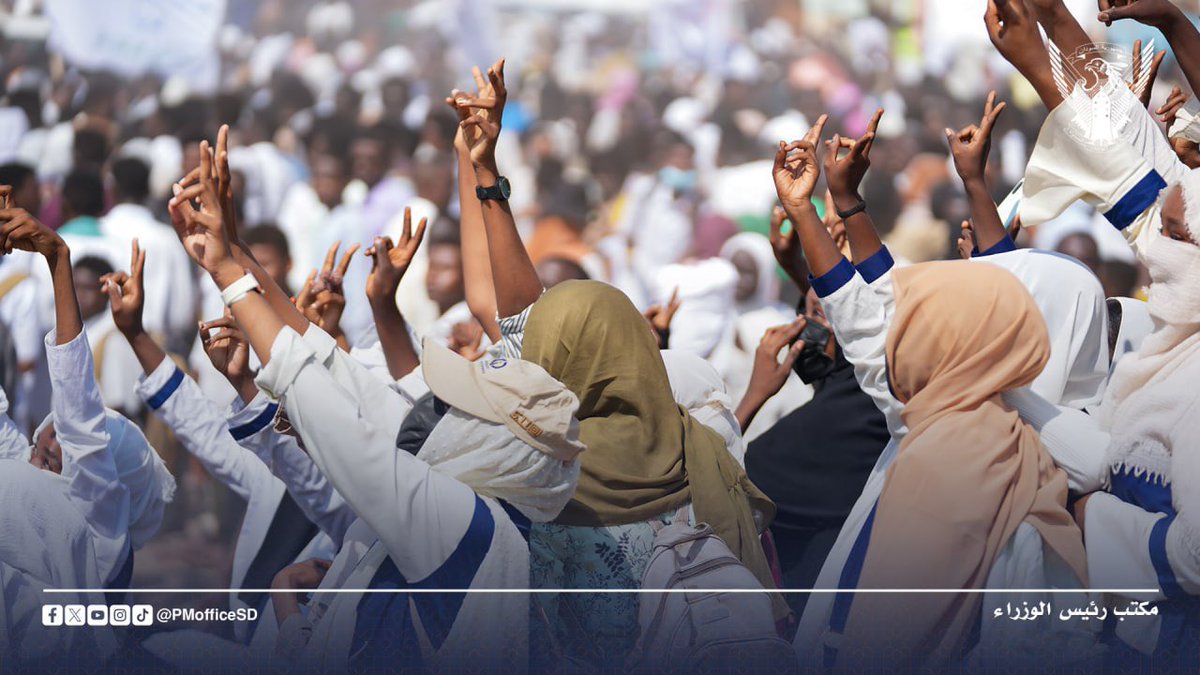 Sudan_Eyes's tweet photo. ⭕️ تحت شعار “التعافي وشرعية الشعوب”.. مليونية حاشدة في نيالا تؤيّد حكومة السلام وتندّد بإرهـاب جيش الإخوان المسلمين واستخدامه السلاح الكيميائي.
#السودان #نيالا #حكومة_السلام_الانتقالية https://t.co/qM2NtQTkau