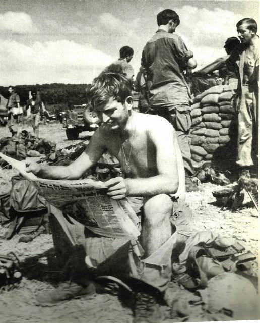 pdoggbiker's tweet photo. After spending weeks in the jungles during the #VietnamWar, it was a blessing to once again rejoin civilization - even if it's only in a fire support base. Read 300+ personal accounts, view photos/videos, and learn more about the war and its warriors: https://t.co/iXJBUBha6Y https://t.co/KEjndsBHUE
