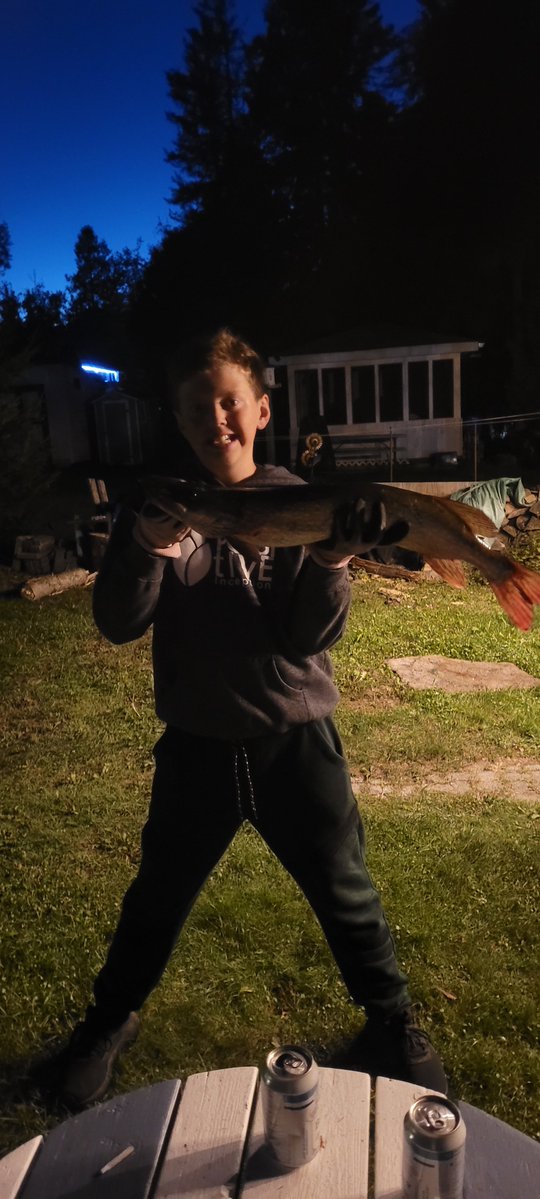 bobby_tunney's tweet photo. @CourtHeelsCP24 6 lb pike , Lake Wahnapitae.  Sudbury misses your scoops https://t.co/9uqSYps0ck
